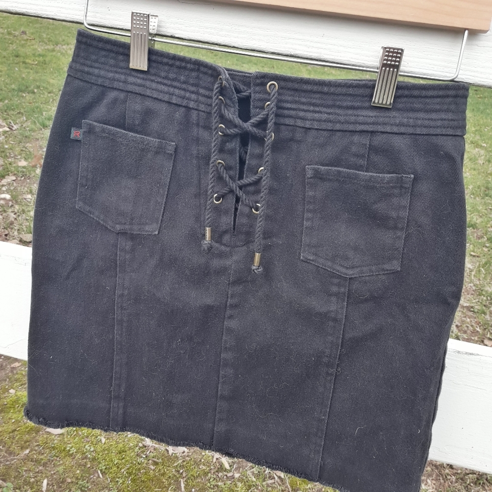 Polo Ralph Lauren Black Denim Boho Mini Skirt Fringe Hem Black Jeans Skirt 4 - Picture 6 of 13